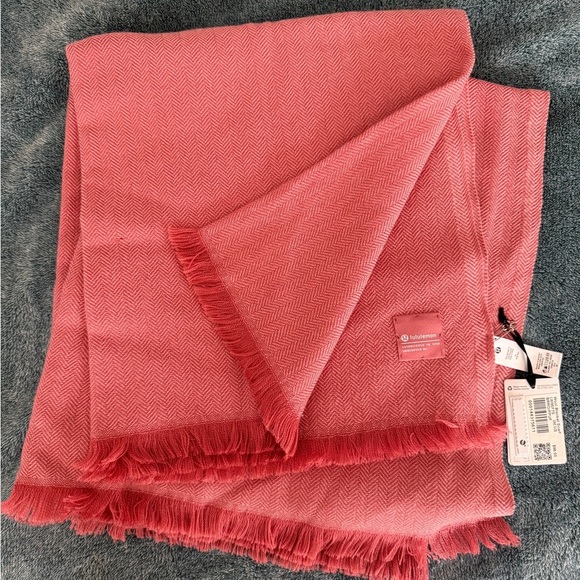 lululemon athletica Accessories - Lululemon Woven Wool Scarf 🧣